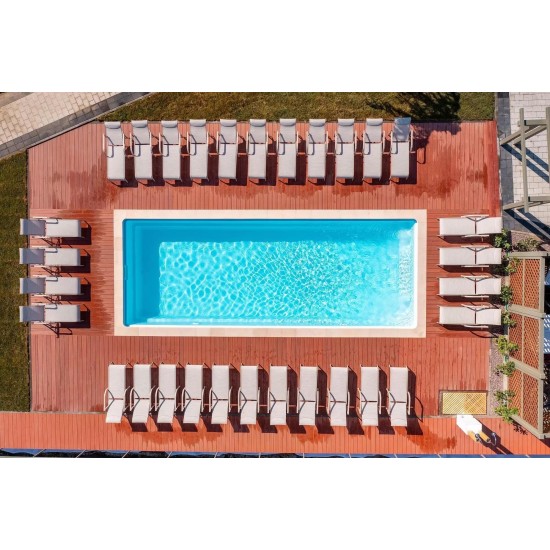 Delta πολυεστερική πισίνα  με ξαπλώστρα και αντιολισθητικά σκαλοπάτια  750x340x150CM